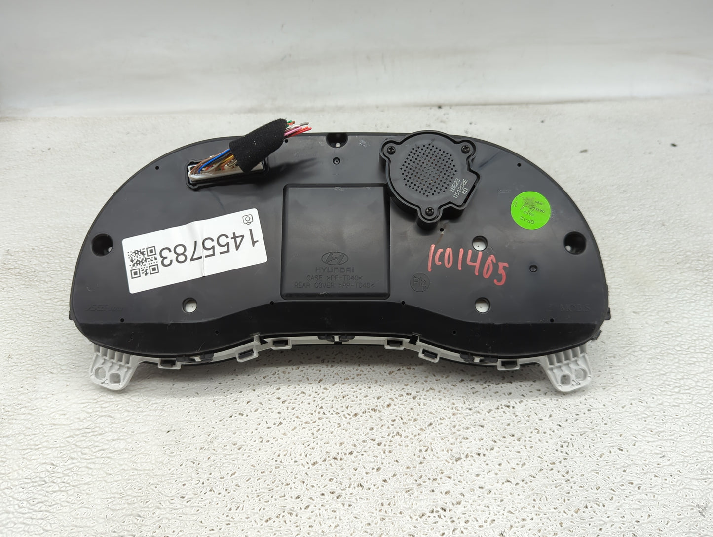 2019-2021 Hyundai Kona Instrument Cluster Speedometer Gauges P/N:94011J9370 Miles: Fits Fits 2019 2020 2021 OEM Used Auto Pa