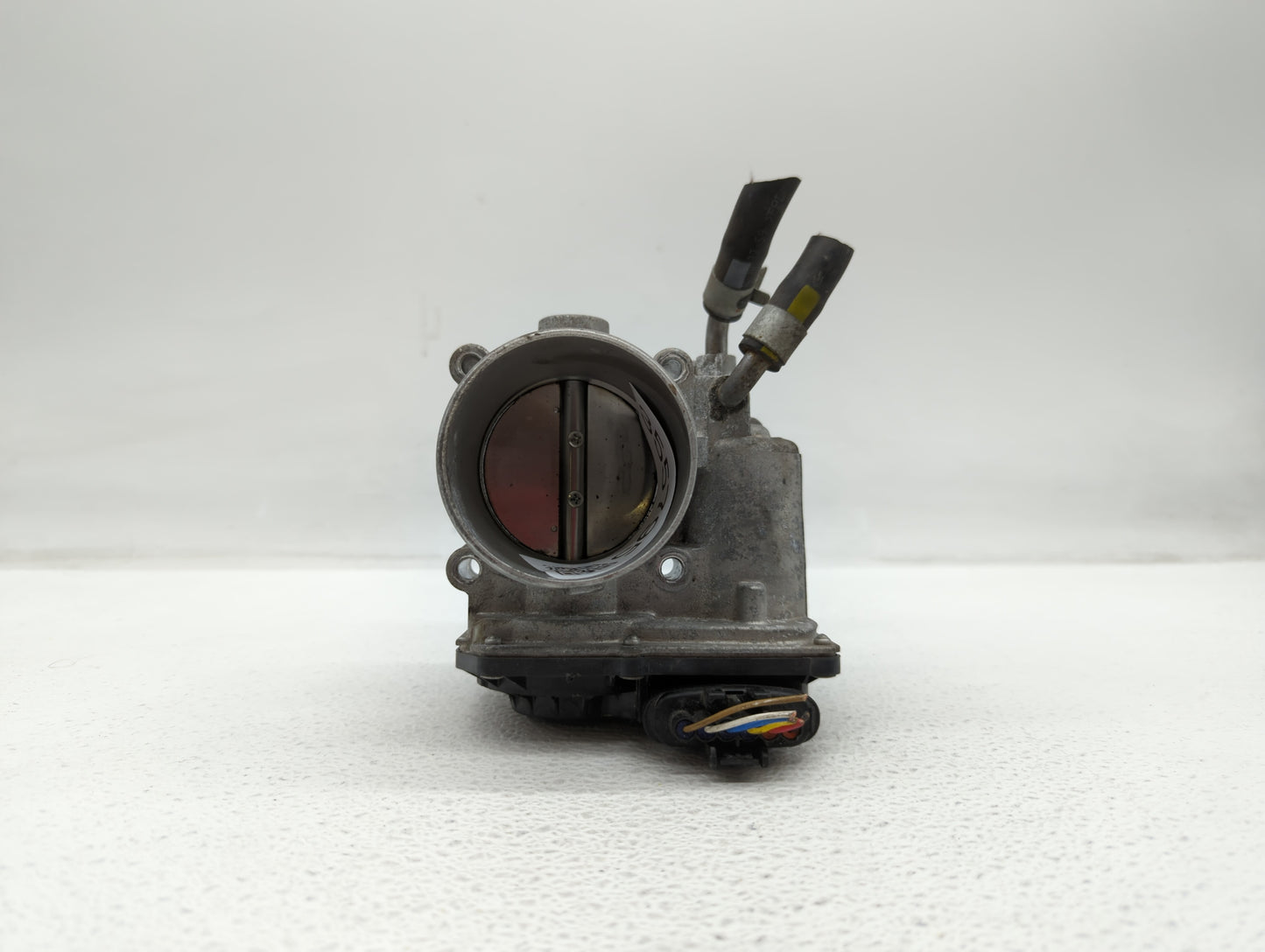 2018-2019 Hyundai Kona Throttle Body P/N:35100-2E400 35100-2E000 Fits Fits 2012 2013 2014 2015 2016 2018 2019 OEM Used Auto 