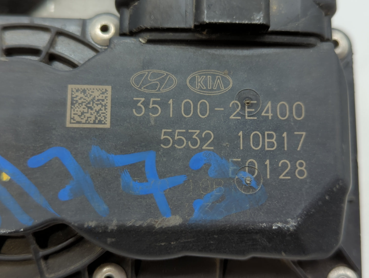 2018-2019 Hyundai Kona Throttle Body P/N:35100-2E400 35100-2E000 Fits Fits 2012 2013 2014 2015 2016 2018 2019 OEM Used Auto 