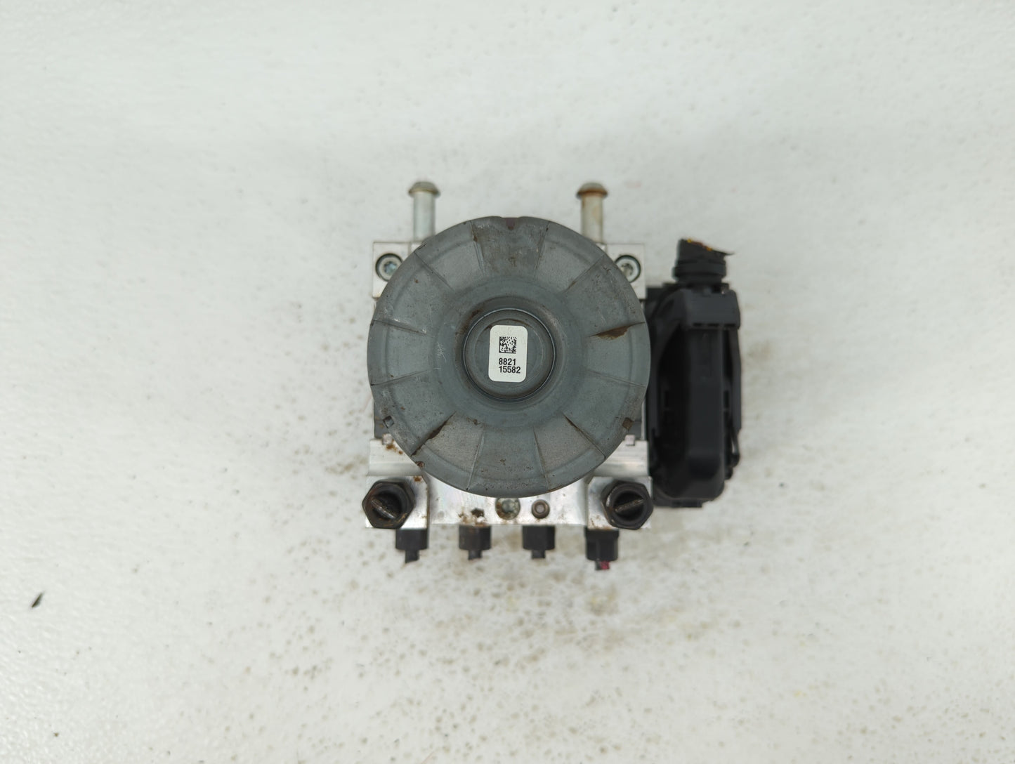 2018-2020 Hyundai Kona ABS Pump Control Module Replacement P/N:58900-J9100 58900-J9000 Fits Fits 2018 2019 2020 OEM Used Aut