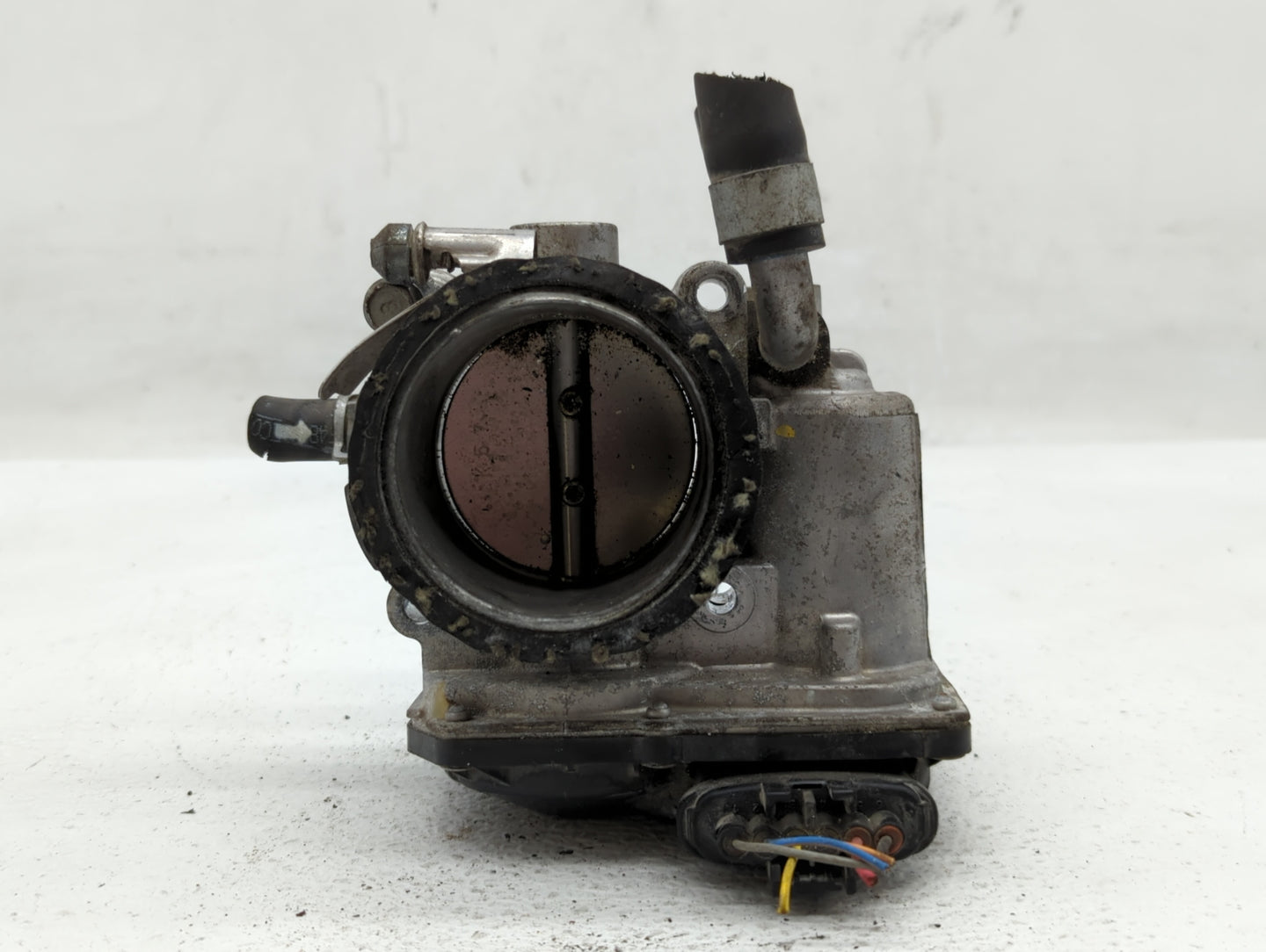2018-2021 Hyundai Kona Throttle Body P/N:35100-2B340 Fits Fits 2015 2016 2017 2018 2019 2020 2021 2022 OEM Used Auto Parts -