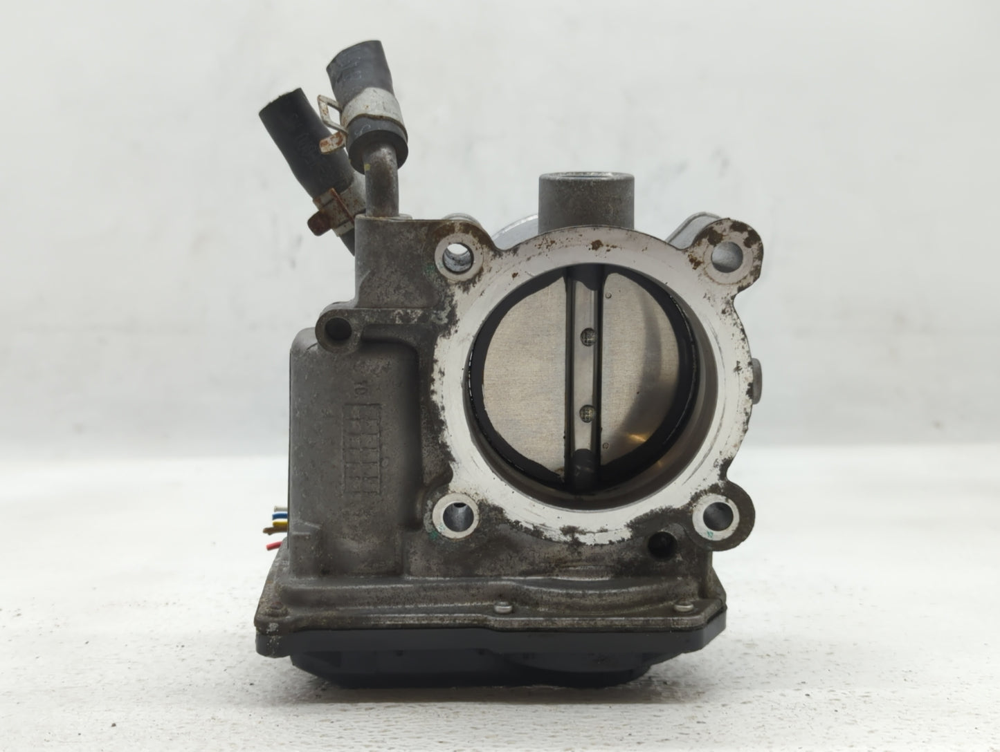 2018-2021 Hyundai Kona Throttle Body P/N:35100-2E400 Fits Fits 2012 2013 2014 2015 2016 2018 2019 2020 2021 OEM Used Auto Pa