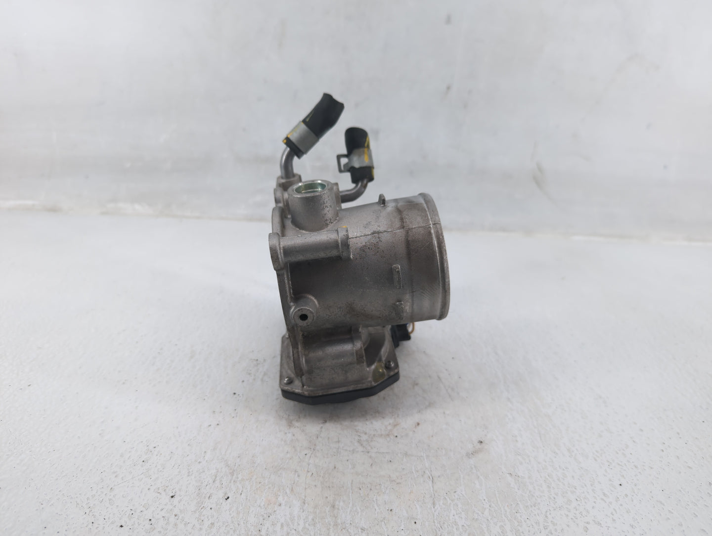 2018-2021 Hyundai Kona Throttle Body P/N:5532 09B01 35100-2E400 Fits Fits 2012 2013 2014 2015 2016 2018 2019 2020 2021 OEM U
