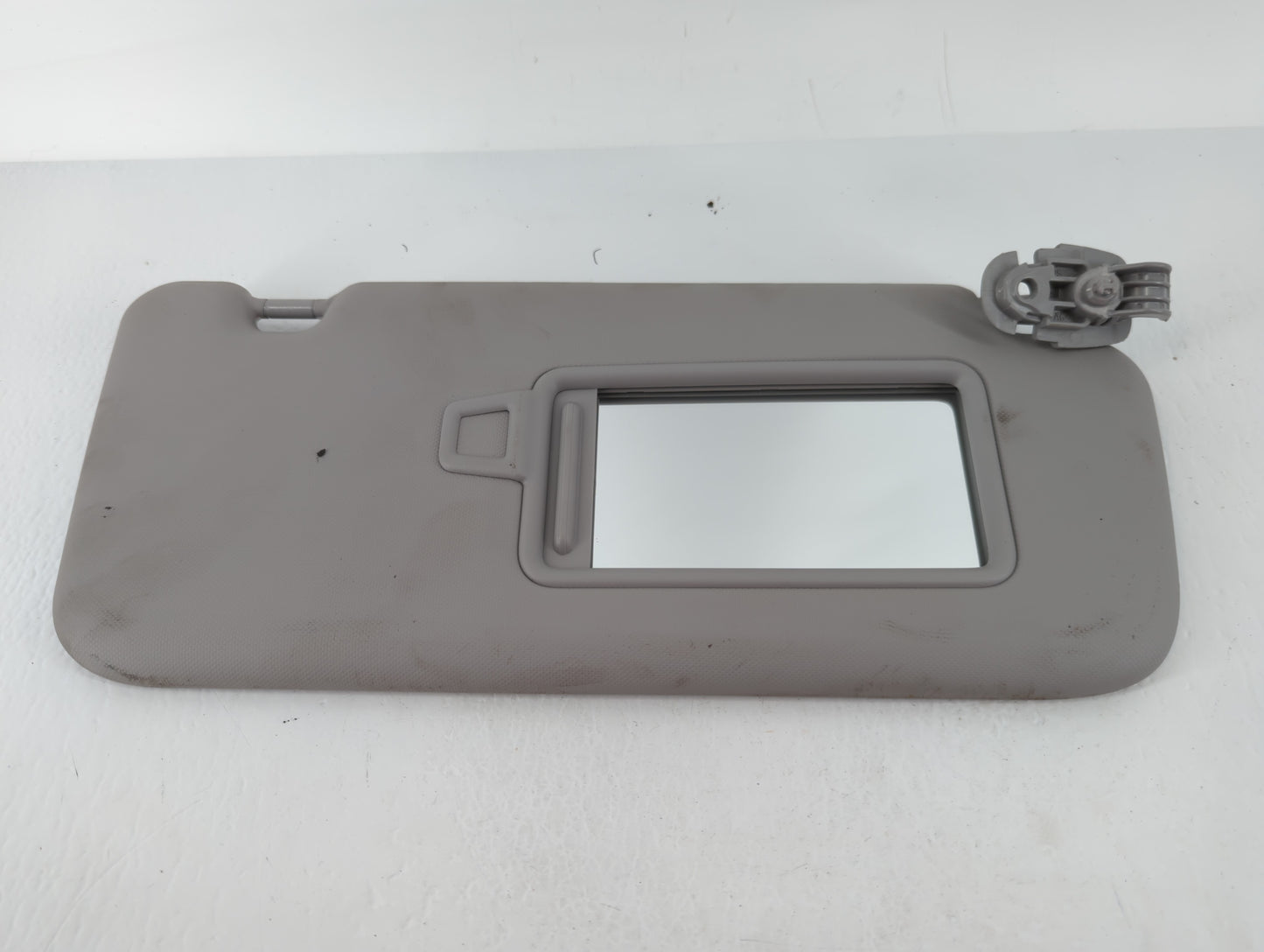 2018-2021 Hyundai Kona Sun Visor Shade Replacement Passenger Right Mirror Fits Fits 2018 2019 2020 2021 OEM Used Auto Parts 