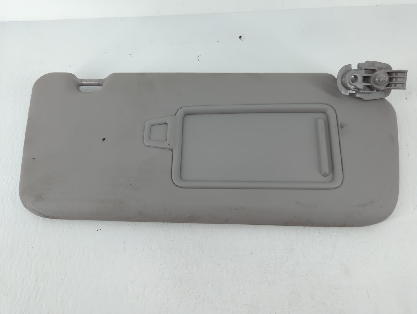 2018-2021 Hyundai Kona Sun Visor Shade Replacement Passenger Right Mirror Fits Fits 2018 2019 2020 2021 OEM Used Auto Parts 
