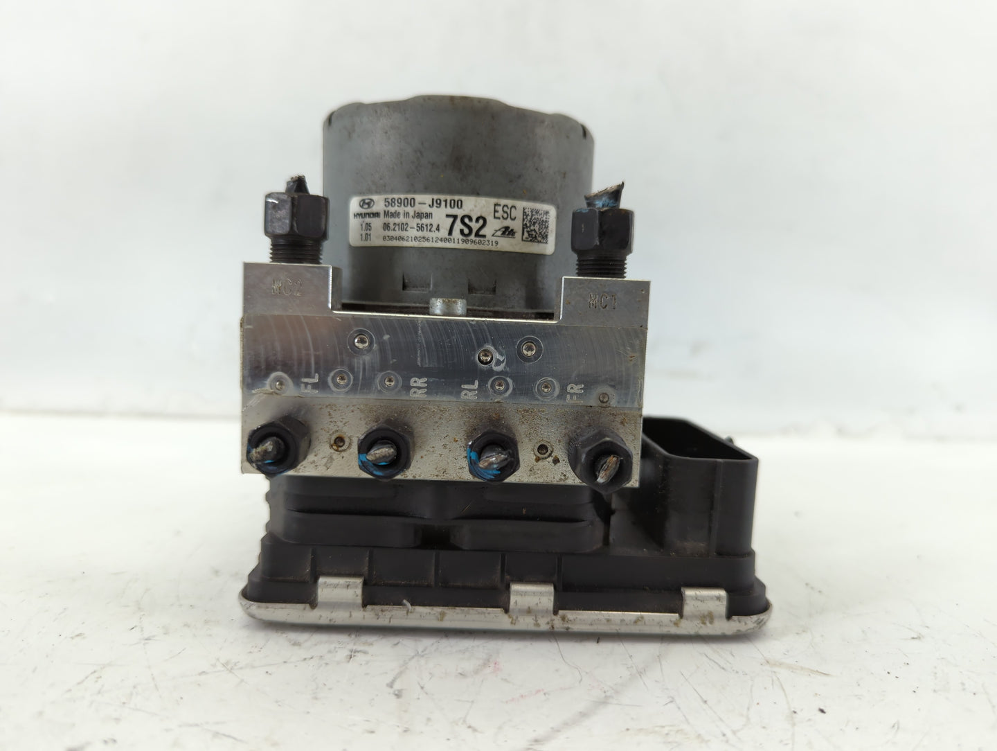 2018-2020 Hyundai Kona ABS Pump Control Module Replacement P/N:58900-J9100 Fits Fits 2018 2019 2020 OEM Used Auto Parts - Oe