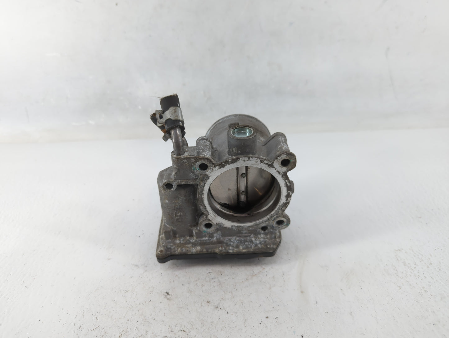 2018-2021 Hyundai Kona Throttle Body P/N:35100-2E400 Fits Fits 2012 2013 2014 2015 2016 2018 2019 2020 2021 OEM Used Auto Pa