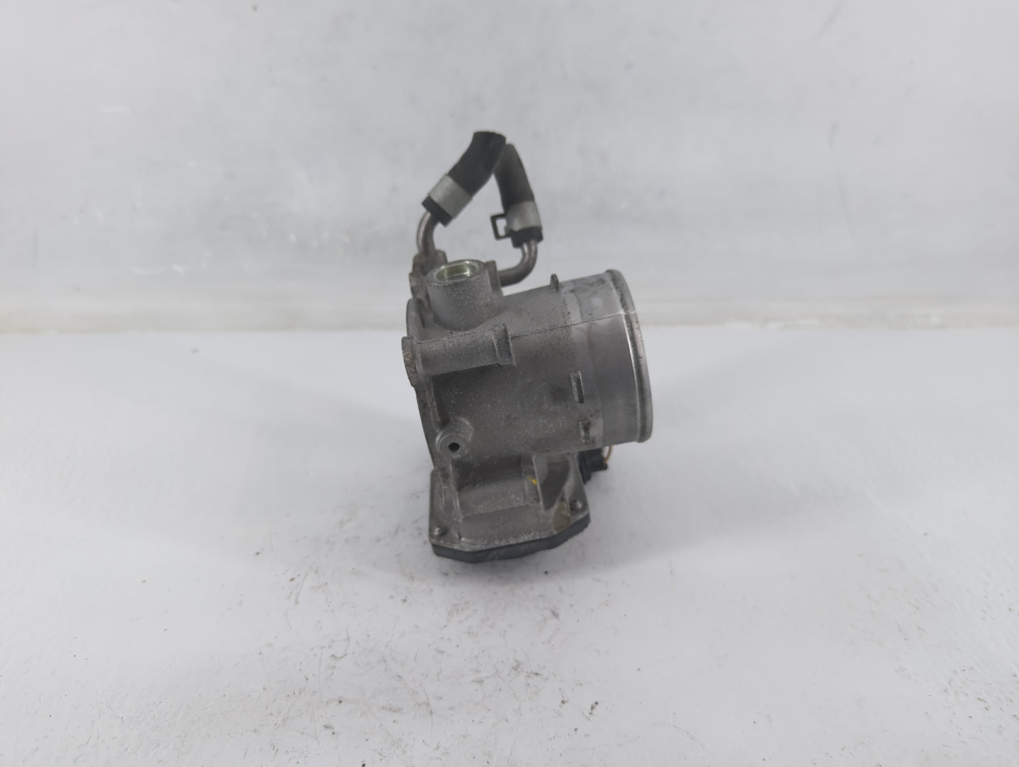 2018-2021 Hyundai Kona Throttle Body P/N:5532 02C23 35100-2E400 Fits Fits 2012 2013 2014 2015 2016 2018 2019 2020 2021 OEM U