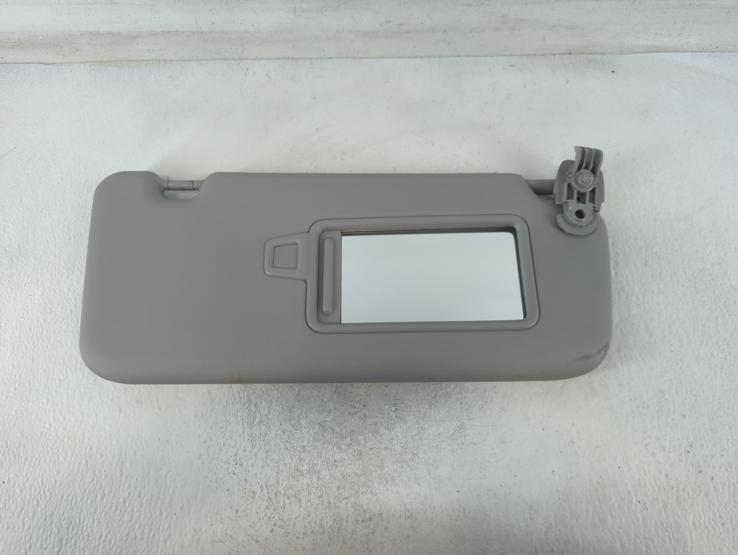 2018-2021 Hyundai Kona Sun Visor Shade Replacement Passenger Right Mirror Fits Fits 2018 2019 2020 2021 OEM Used Auto Parts 