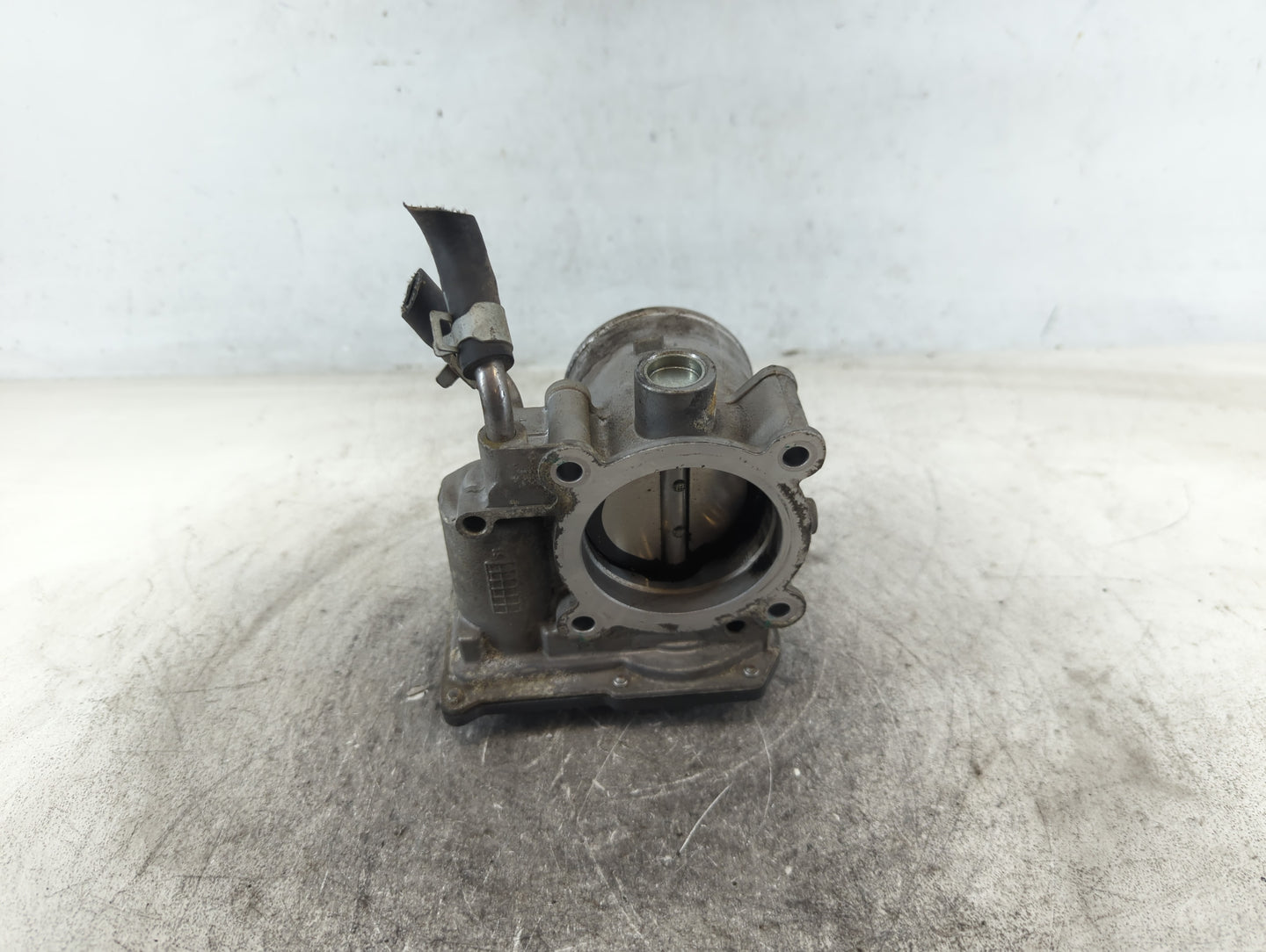 2018-2021 Hyundai Kona Throttle Body P/N:5532 02C23 35100-2E400 Fits Fits 2012 2013 2014 2015 2016 2018 2019 2020 2021 OEM U