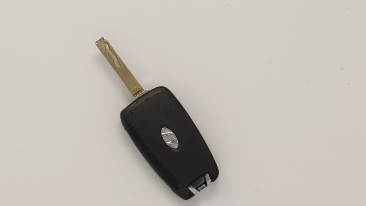 Hyundai Kona Keyless Entry Remote Osloka-450t 4 Buttons - Oemusedautoparts1.com
