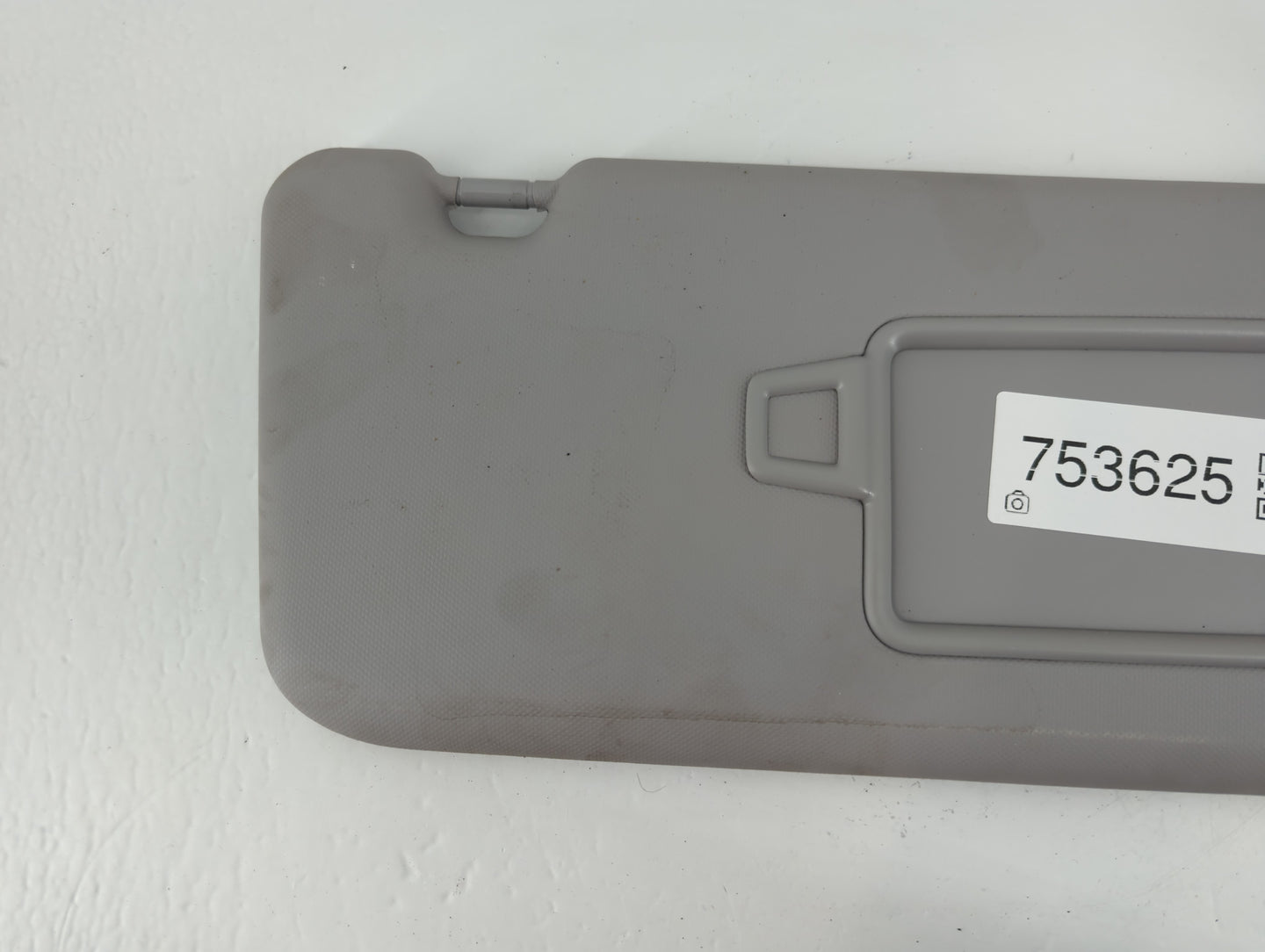 2018-2021 Hyundai Kona Sun Visor Shade Replacement Passenger Right Mirror Fits Fits 2018 2019 2020 2021 OEM Used Auto Parts 