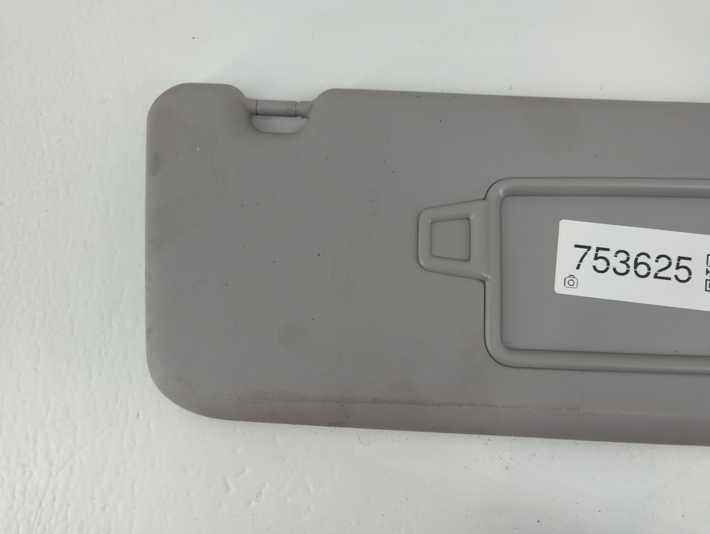 2018-2021 Hyundai Kona Sun Visor Shade Replacement Passenger Right Mirror Fits Fits 2018 2019 2020 2021 OEM Used Auto Parts 