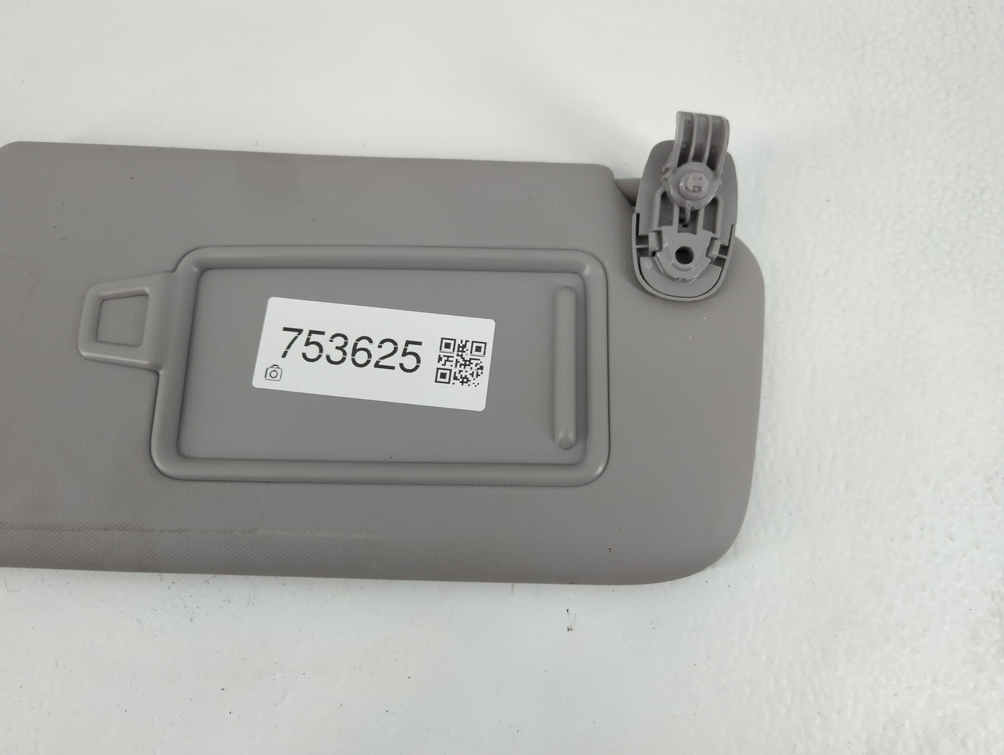 2018-2021 Hyundai Kona Sun Visor Shade Replacement Passenger Right Mirror Fits Fits 2018 2019 2020 2021 OEM Used Auto Parts 