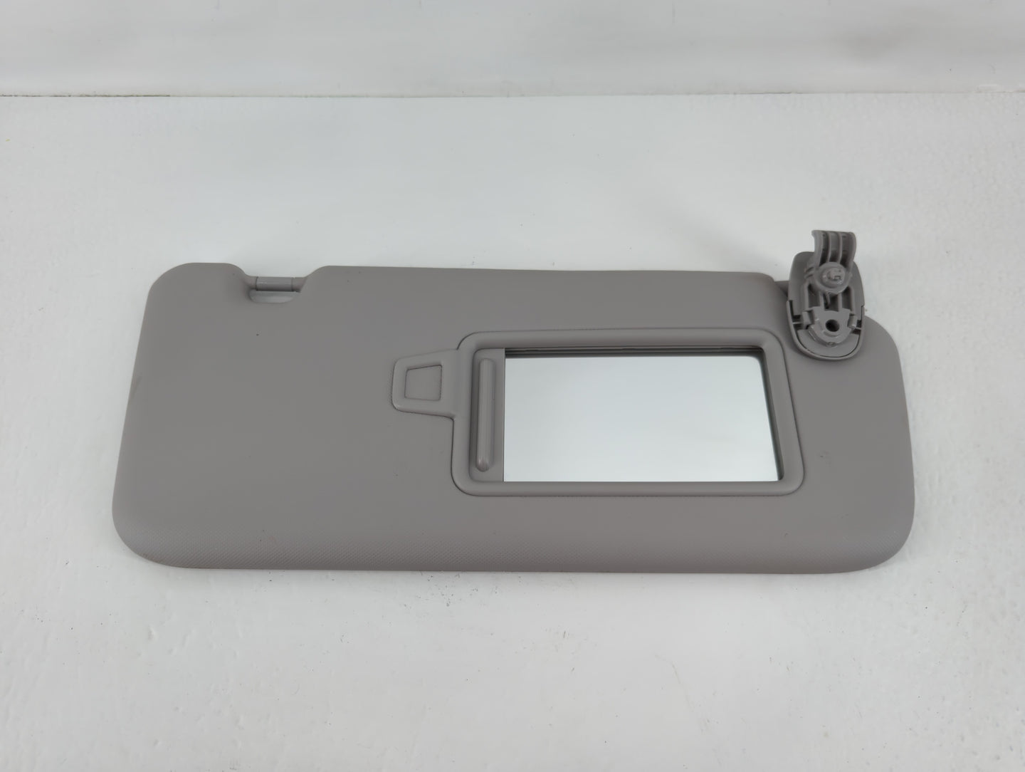 2018-2021 Hyundai Kona Sun Visor Shade Replacement Passenger Right Mirror Fits Fits 2018 2019 2020 2021 OEM Used Auto Parts 