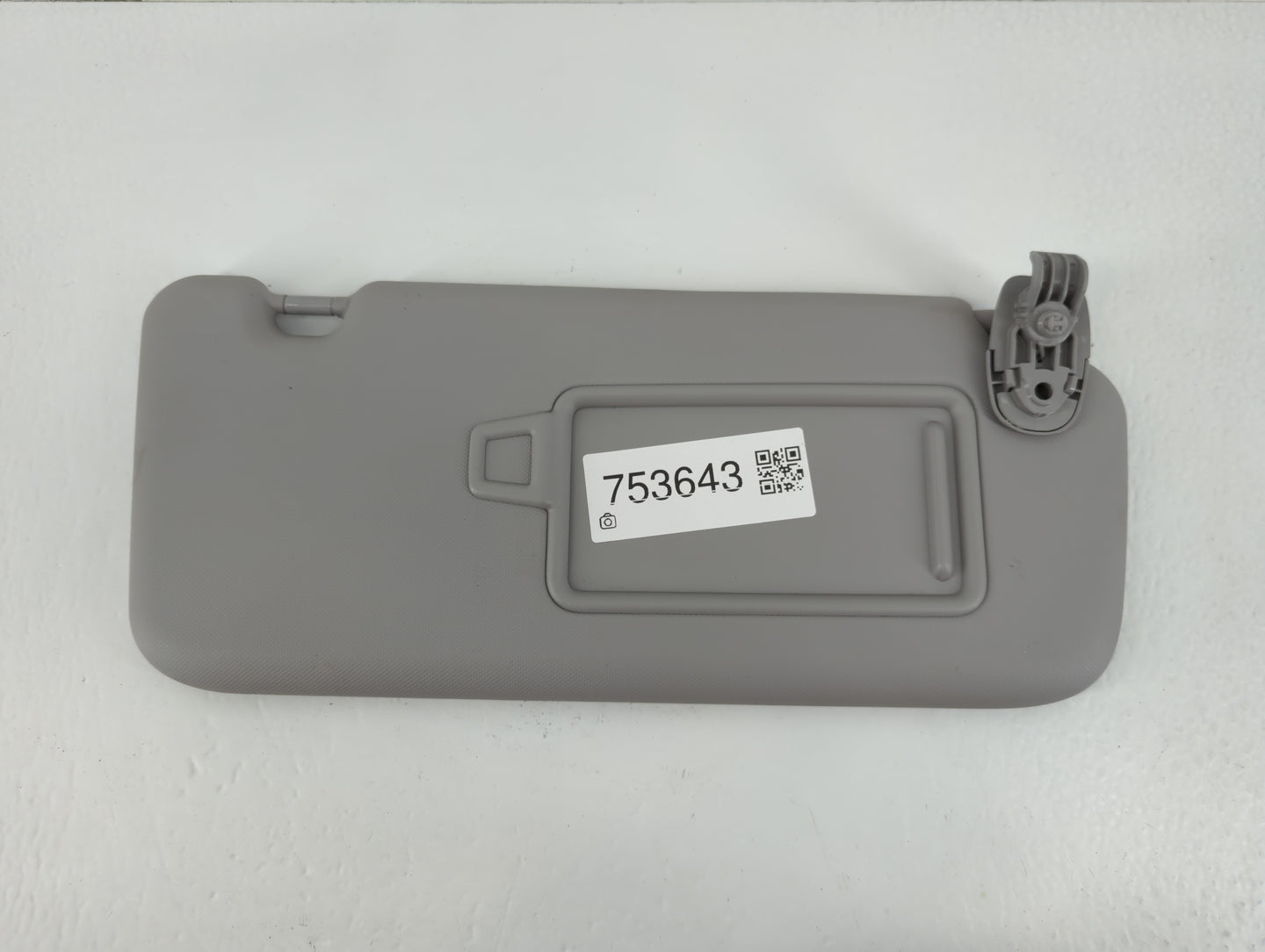 2018-2021 Hyundai Kona Sun Visor Shade Replacement Passenger Right Mirror Fits Fits 2018 2019 2020 2021 OEM Used Auto Parts 