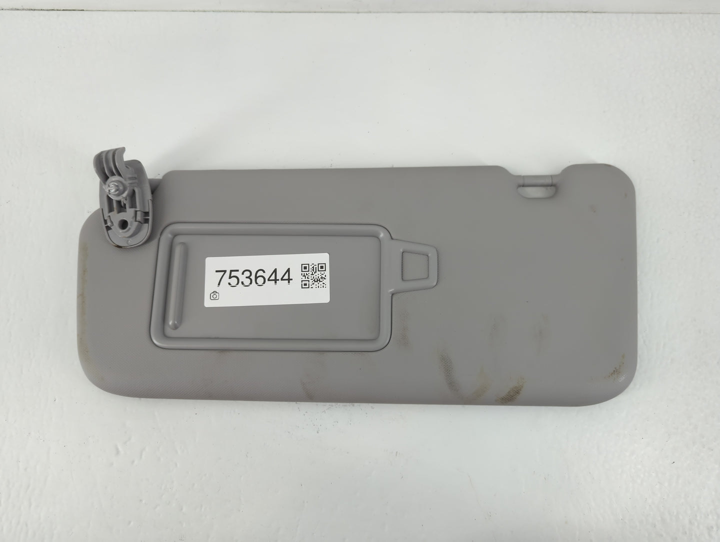 2018-2021 Hyundai Kona Sun Visor Shade Replacement Driver Left Mirror Fits Fits 2018 2019 2020 2021 OEM Used Auto Parts - Oe