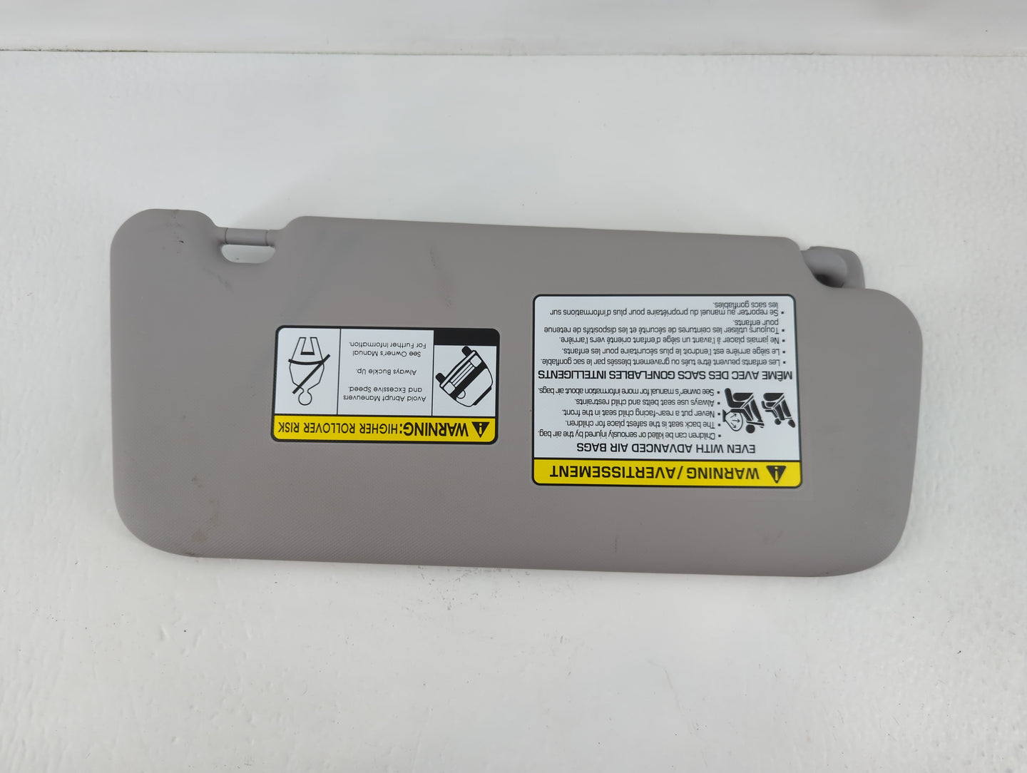 2018-2021 Hyundai Kona Sun Visor Shade Replacement Driver Left Mirror Fits Fits 2018 2019 2020 2021 OEM Used Auto Parts - Oe