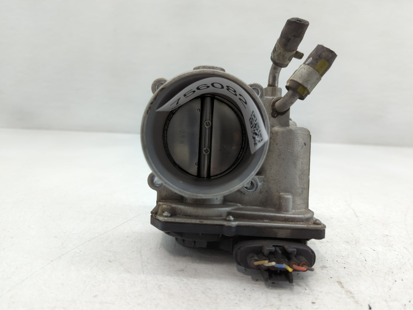 2018-2021 Hyundai Kona Throttle Body P/N:35100-2E400 Fits Fits 2012 2013 2014 2015 2016 2018 2019 2020 2021 OEM Used Auto Pa