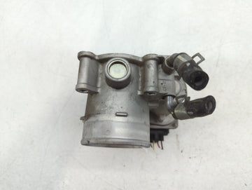 2018-2021 Hyundai Kona Throttle Body P/N:35100-2E400 Fits Fits 2012 2013 2014 2015 2016 2018 2019 2020 2021 OEM Used Auto Parts