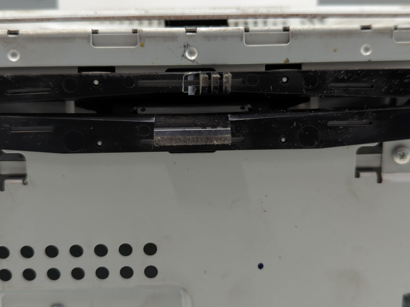 2018-2021 Hyundai Kona Am Fm Cd Player Radio Receiver - Oemusedautoparts1.com