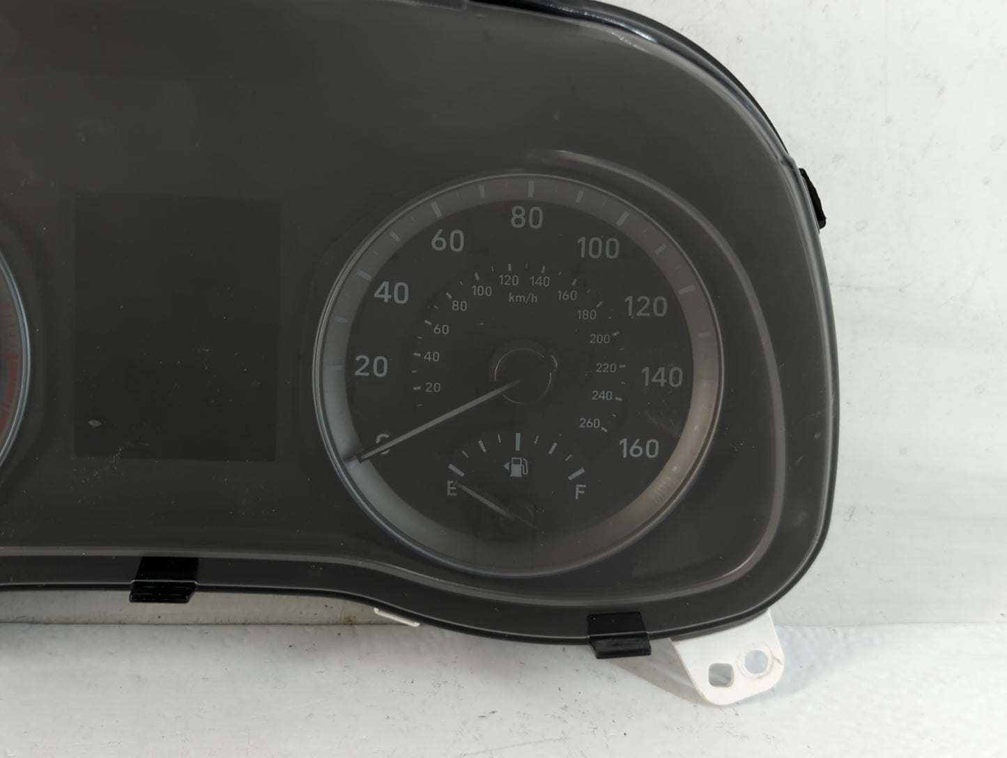 2019-2021 Hyundai Kona Instrument Cluster Speedometer Gauges P/N:94011J9360 Fits Fits 2019 2020 2021 OEM Used Auto Parts - O
