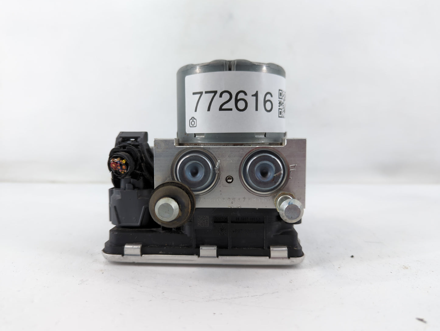 2018-2021 Hyundai Kona ABS Pump Control Module Replacement P/N:58900-J9100 Fits Fits 2018 2019 2020 2021 OEM Used Auto Parts