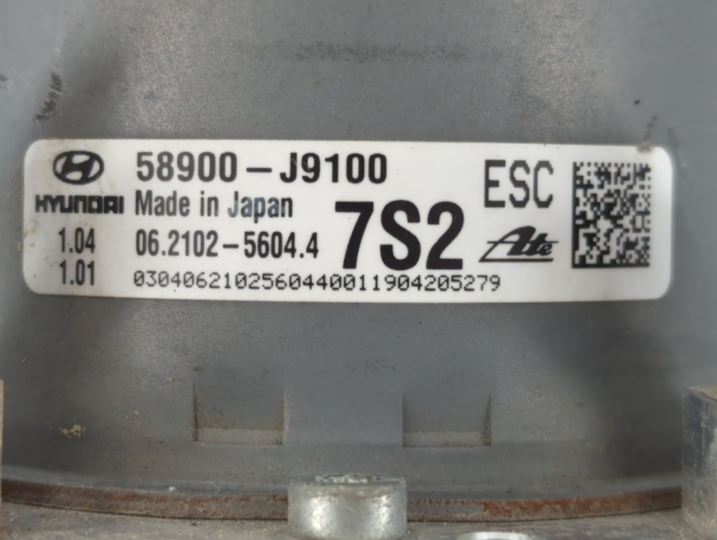 2018-2021 Hyundai Kona ABS Pump Control Module Replacement P/N:58900-J9100 Fits Fits 2018 2019 2020 2021 OEM Used Auto Parts