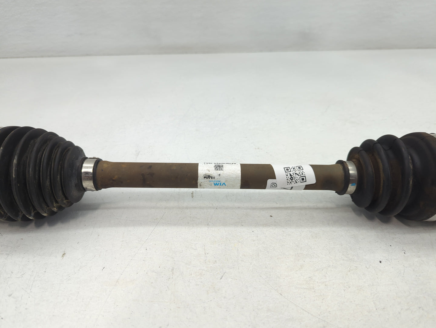 2018-2021 Hyundai Kona Axle Shaft Front Driver Cv C/v - Oemusedautoparts1.com