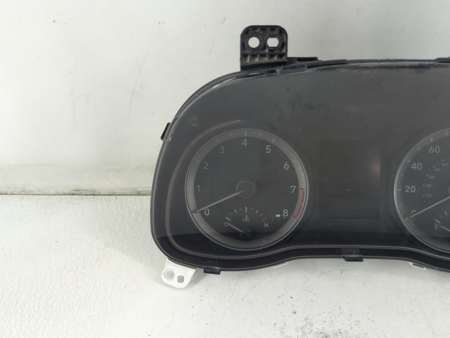 2019-2021 Hyundai Kona Instrument Cluster Speedometer Gauges P/N:94011J9360 Fits Fits 2019 2020 2021 OEM Used Auto Parts - O