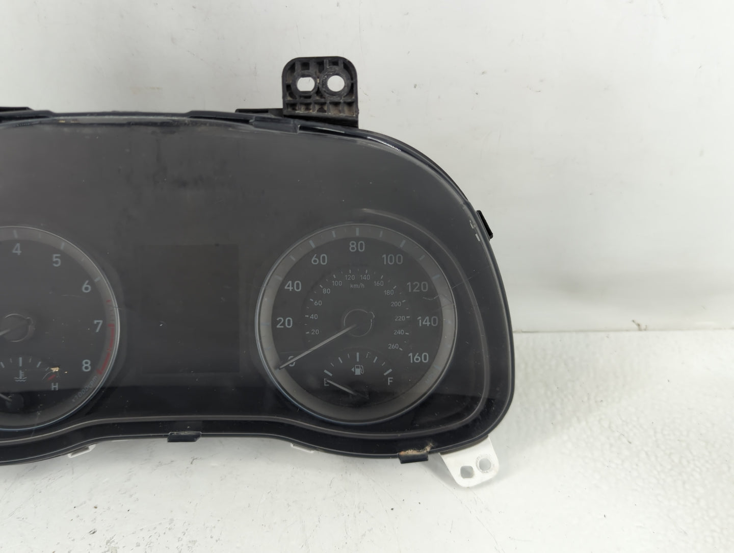 2019-2021 Hyundai Kona Instrument Cluster Speedometer Gauges P/N:94011J9360 Fits Fits 2019 2020 2021 OEM Used Auto Parts - O