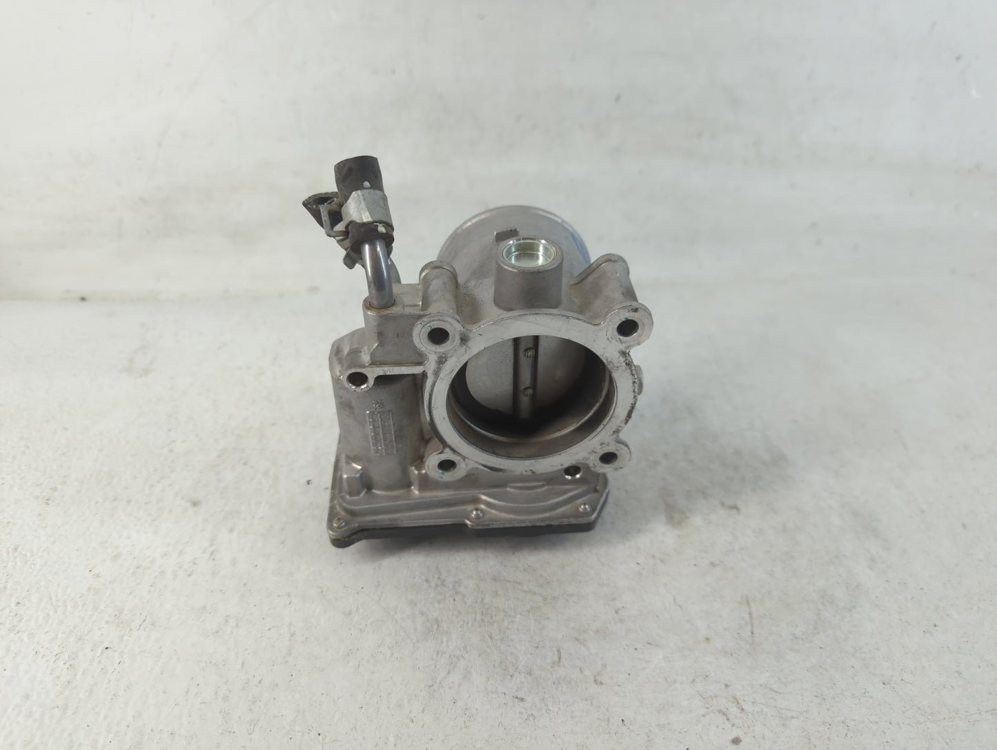 2018-2021 Hyundai Kona Throttle Body P/N:35100-2E400 Fits Fits 2012 2013 2014 2015 2016 2018 2019 2020 2021 OEM Used Auto Pa