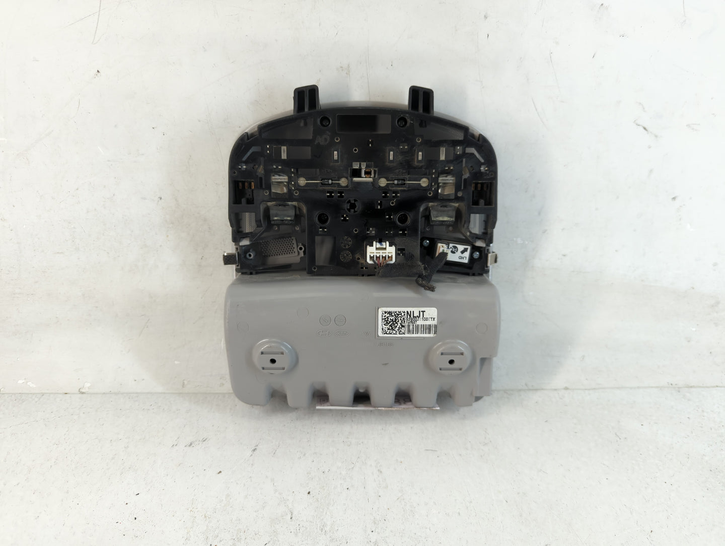 2018-2022 Hyundai Kona Overhead Roof Console 788262 - Oemusedautoparts1.com