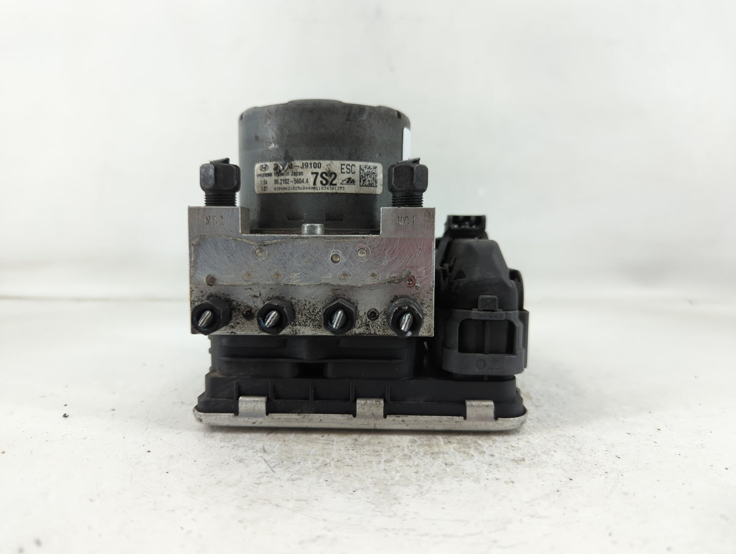 2018-2021 Hyundai Kona ABS Pump Control Module Replacement P/N:58900-J9100 Fits Fits 2018 2019 2020 2021 OEM Used Auto Parts