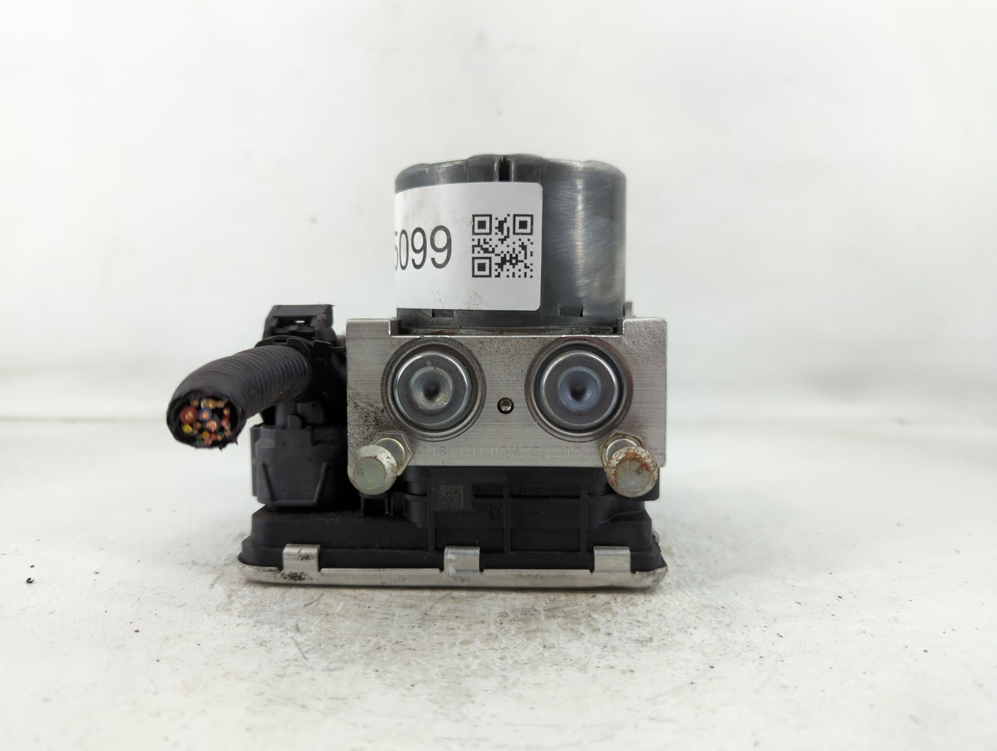 2018-2021 Hyundai Kona ABS Pump Control Module Replacement P/N:58900-J9100 Fits Fits 2018 2019 2020 2021 OEM Used Auto Parts