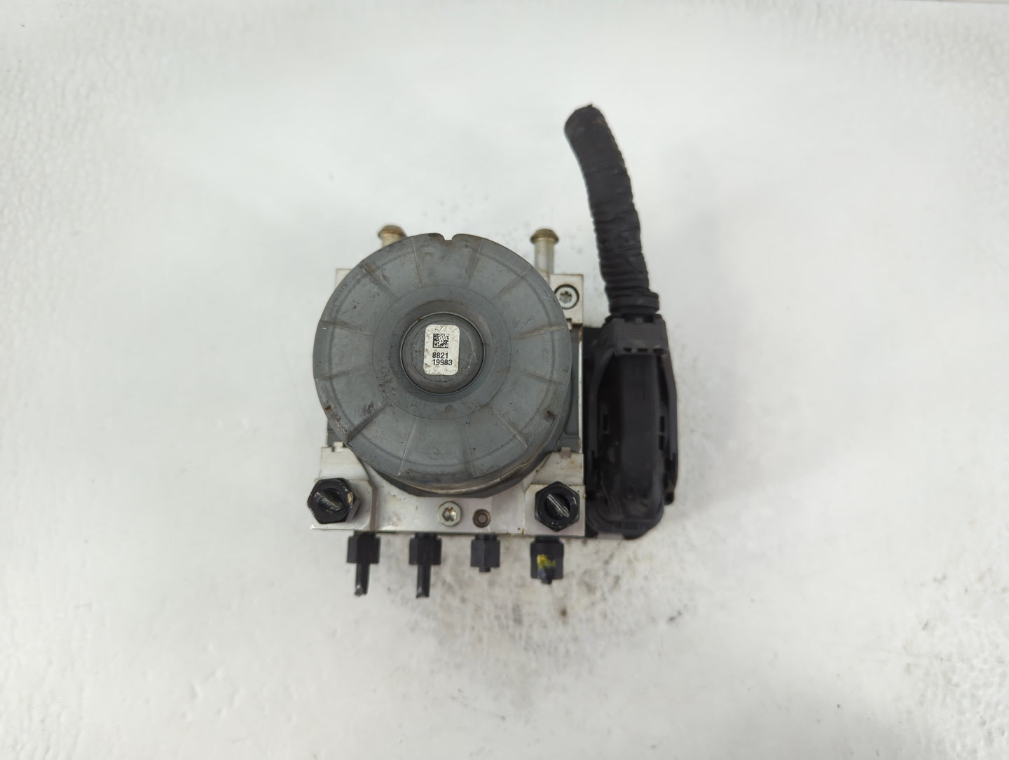 2018-2020 Hyundai Kona ABS Pump Control Module Replacement P/N:58900-J9100 Fits Fits 2018 2019 2020 OEM Used Auto Parts - Oe