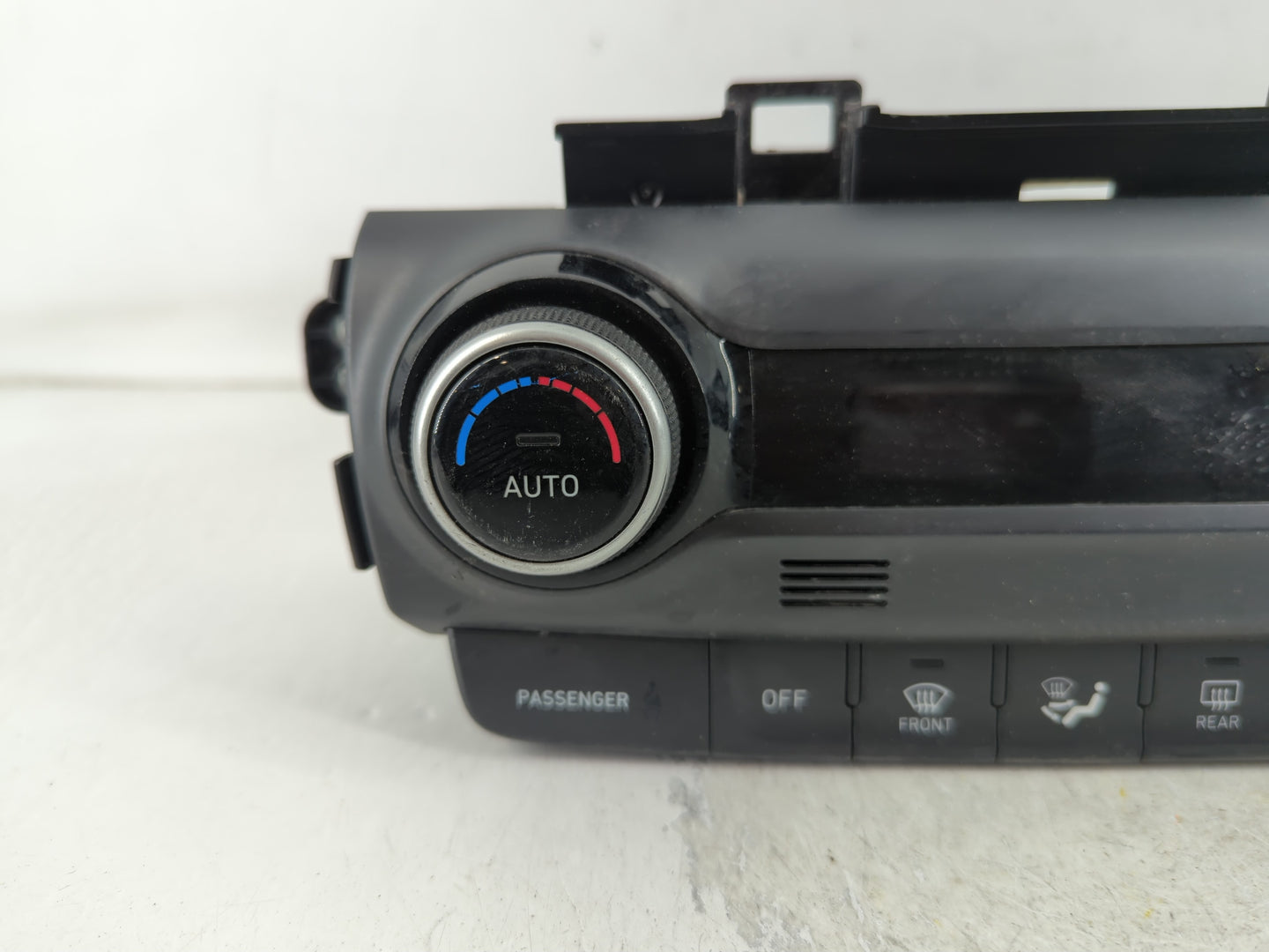 2018-2021 Hyundai Kona Climate Control Module Temperature AC/Heater Replacement P/N:C20036-7890 97250-J9070 Fits OEM Used Au