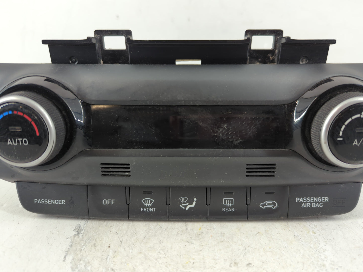 2018-2021 Hyundai Kona Climate Control Module Temperature AC/Heater Replacement P/N:C20036-7890 97250-J9070 Fits OEM Used Au