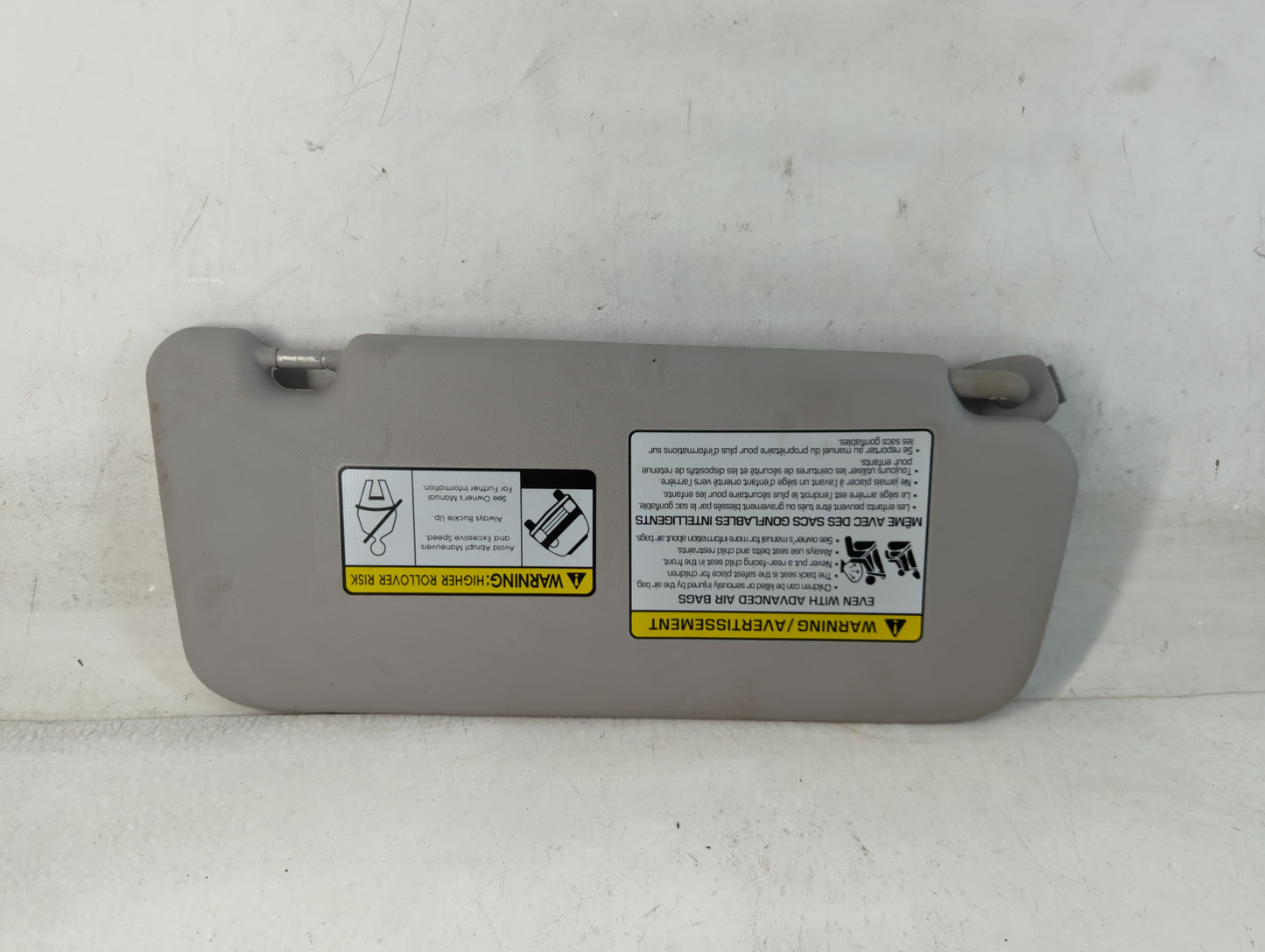 2018-2021 Hyundai Kona Sun Visor Shade Replacement Driver Left Mirror Fits Fits 2018 2019 2020 2021 OEM Used Auto Parts - Oe