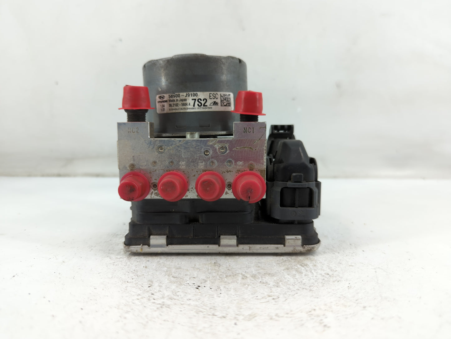 2018-2020 Hyundai Kona ABS Pump Control Module Replacement P/N:58900-J9100 Fits Fits 2018 2019 2020 OEM Used Auto Parts - Oe