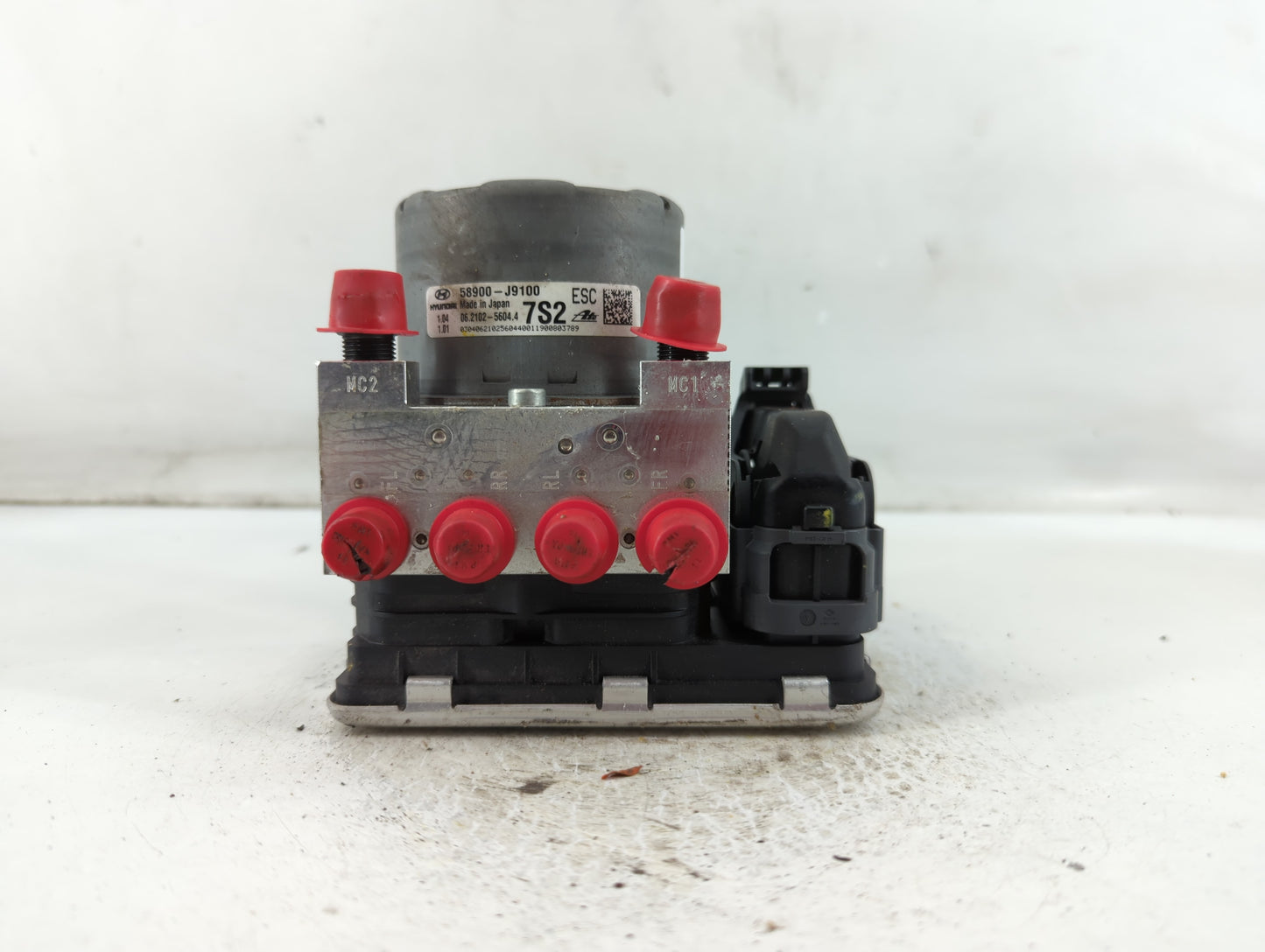 2018-2020 Hyundai Kona ABS Pump Control Module Replacement P/N:58900-J9100 Fits Fits 2018 2019 2020 OEM Used Auto Parts - Oe