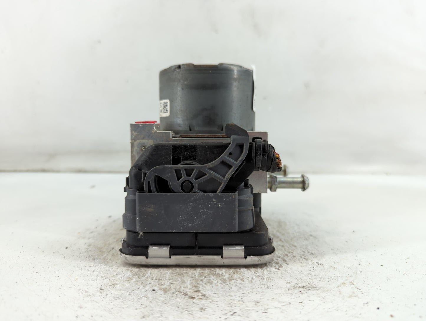 2018-2021 Hyundai Kona ABS Pump Control Module Replacement P/N:58900-J9100 Fits Fits 2018 2019 2020 2021 OEM Used Auto Parts