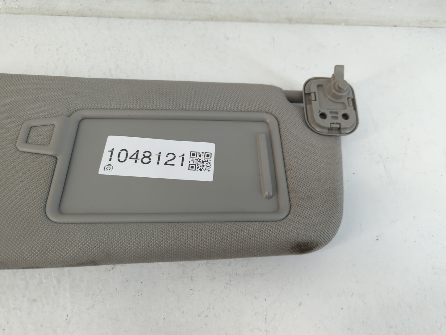 2019-2021 Hyundai Santa Fe Sun Visor Shade Replacement Driver Left Mirror Fits Fits 2019 2020 2021 OEM Used Auto Parts - Oem
