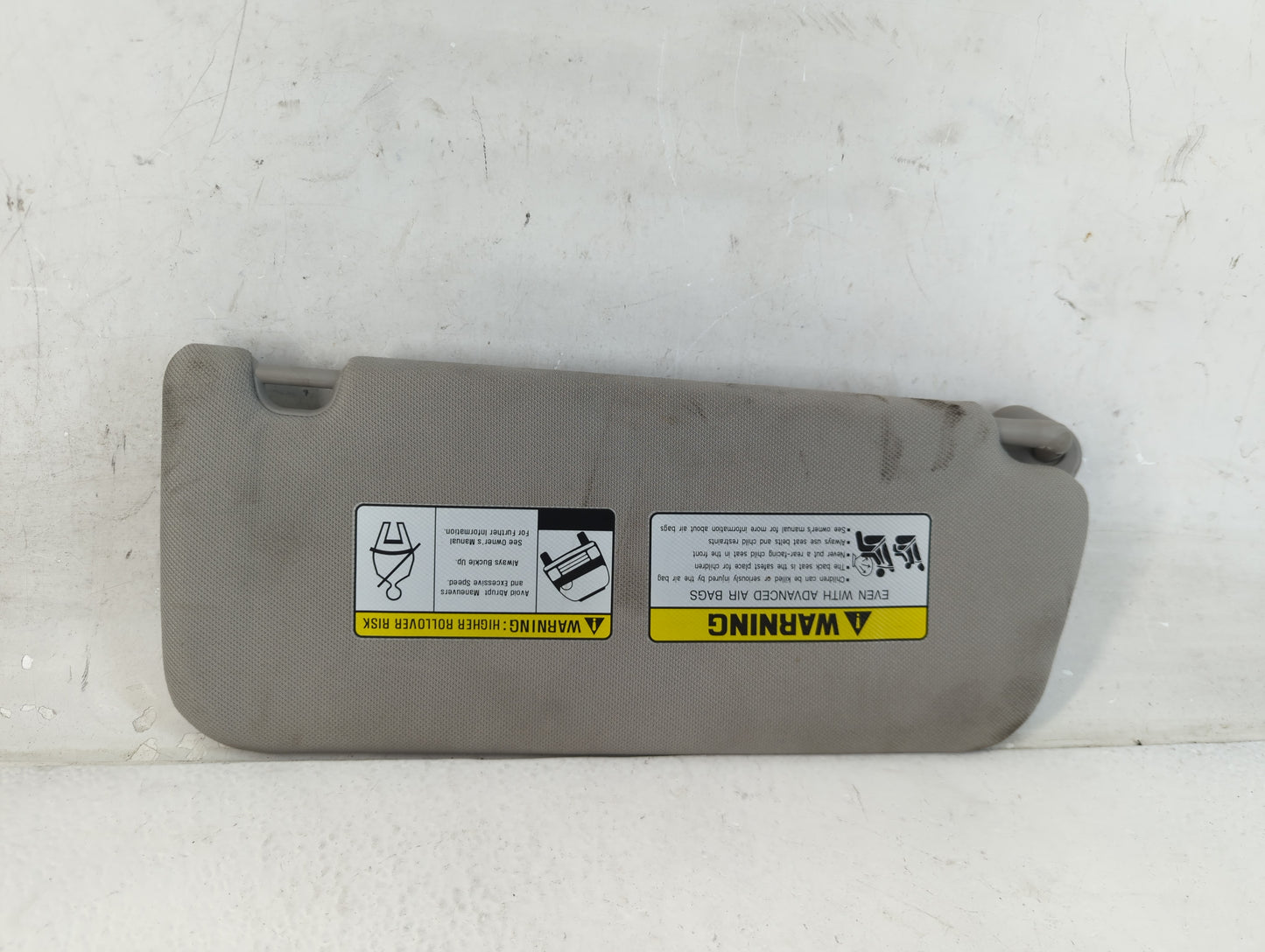 2019-2021 Hyundai Santa Fe Sun Visor Shade Replacement Passenger Right Mirror Fits Fits 2019 2020 2021 OEM Used Auto Parts -