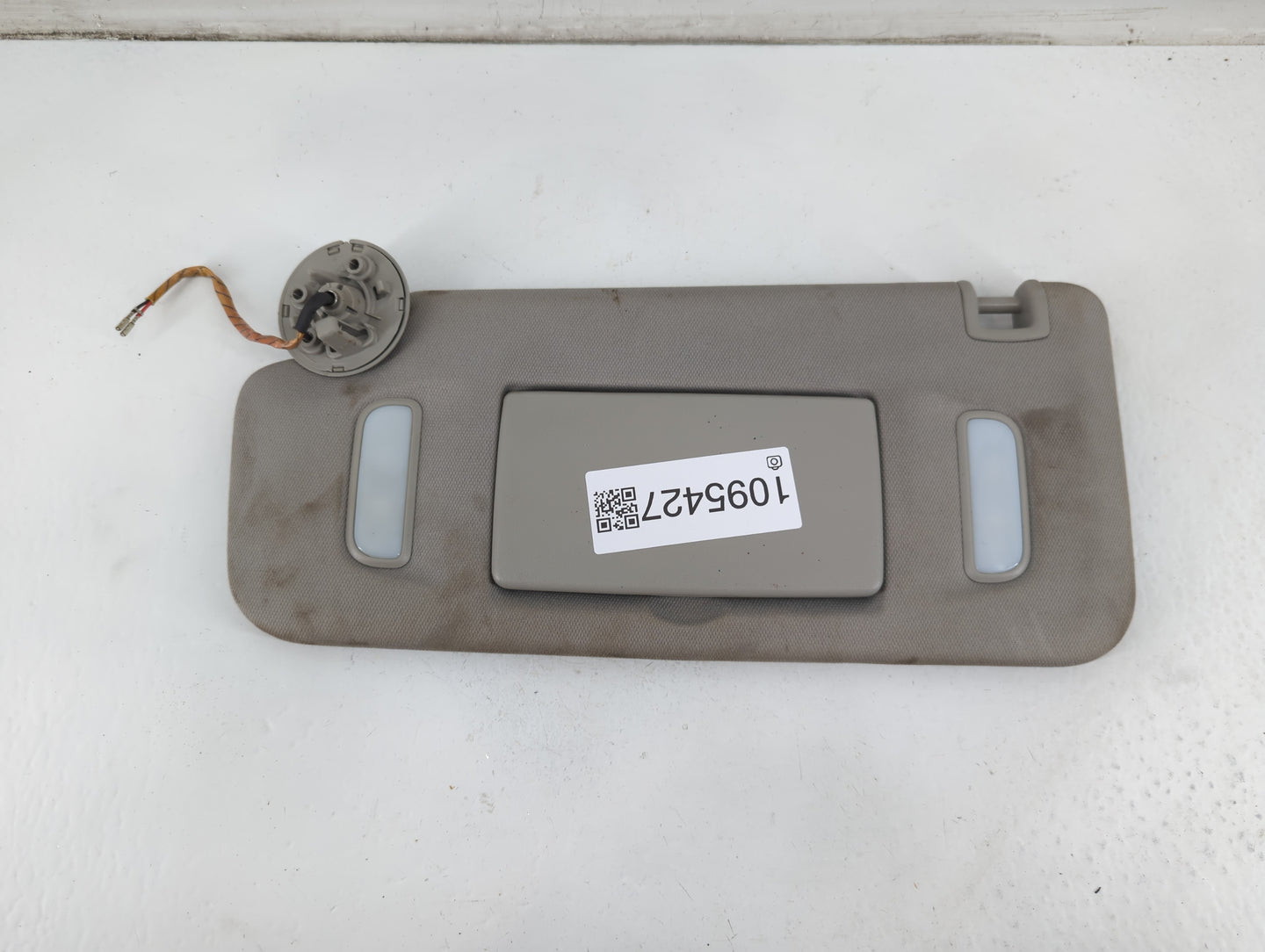 2019-2021 Hyundai Santa Fe Sun Visor Shade Replacement Driver Left Mirror Fits Fits 2019 2020 2021 OEM Used Auto Parts - Oem