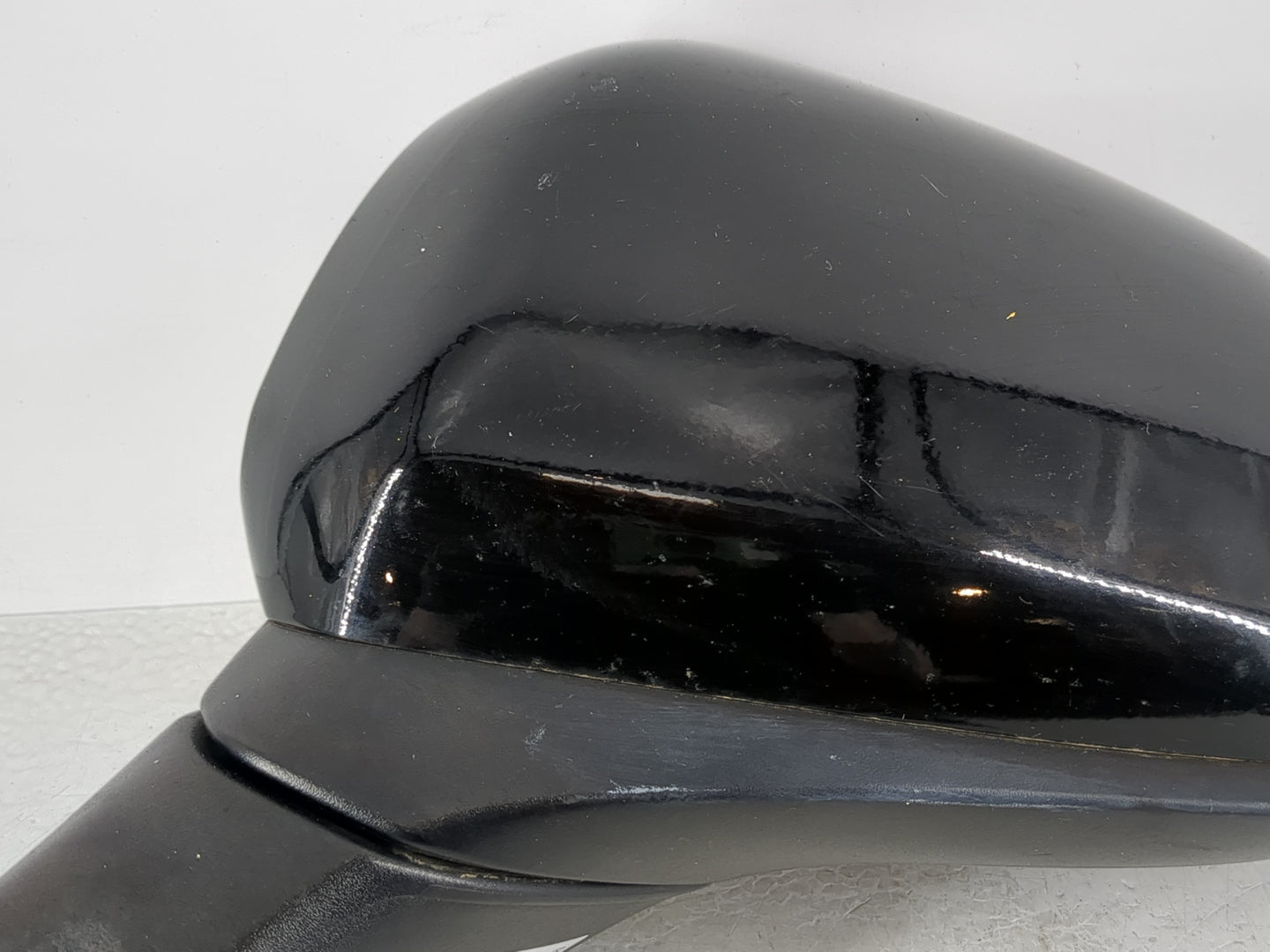 2019 Hyundai Santa Fe Side Mirror Replacement Driver Left View Door Mirror Fits OEM Used Auto Parts - Oemusedautoparts1.com