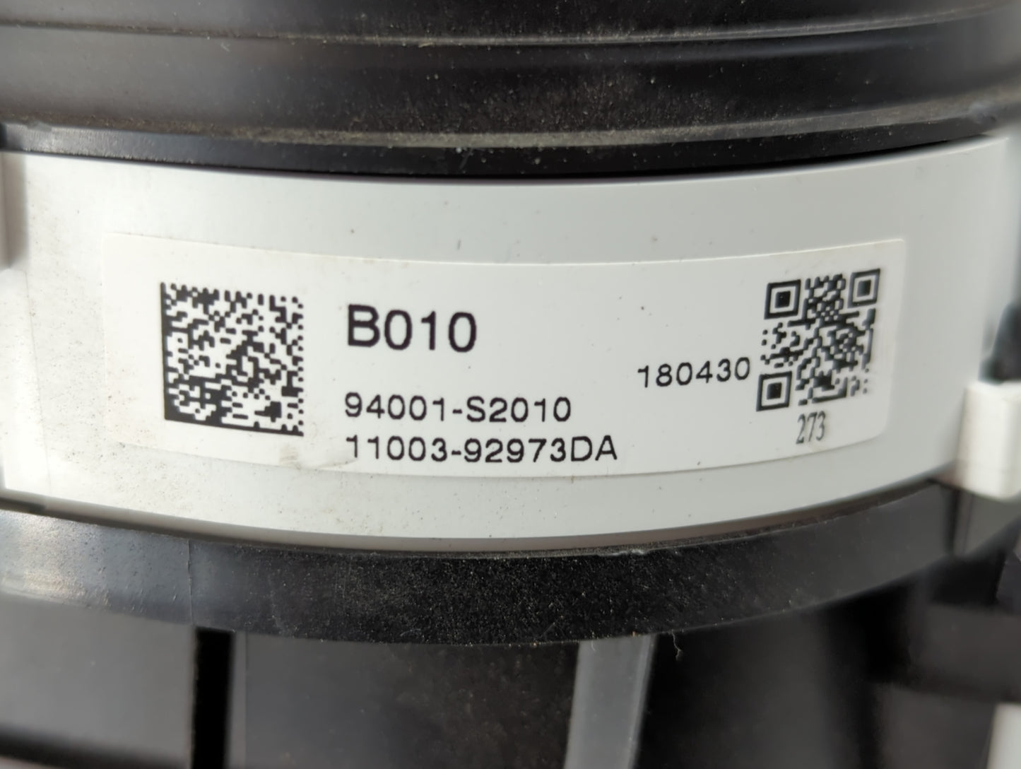 2019 Hyundai Santa Fe Instrument Cluster Speedometer Gauges P/N:94001-S2010 Fits OEM Used Auto Parts - Oemusedautoparts1.com