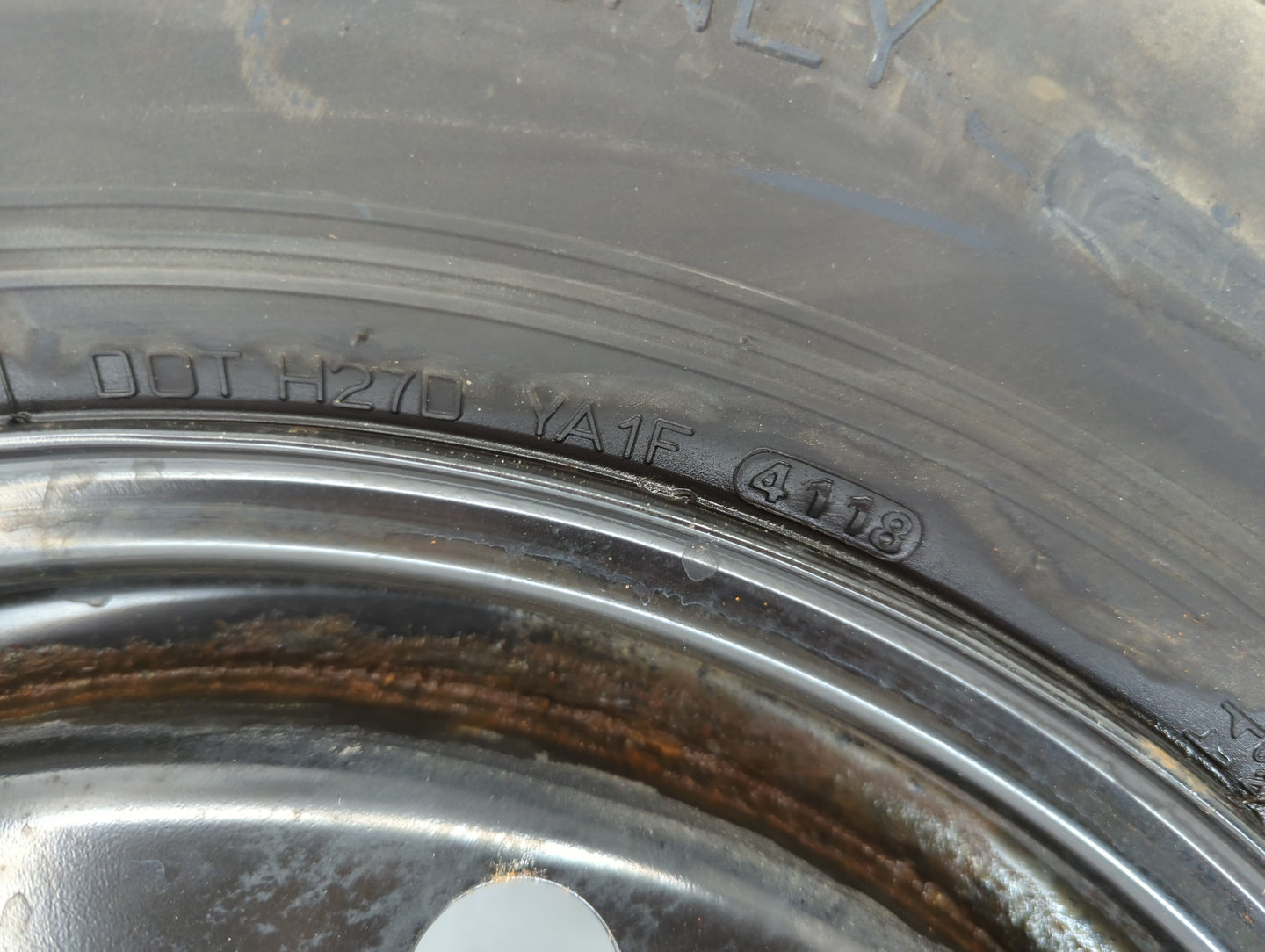 2007-2020 Hyundai Santa Fe Spare Donut Tire Wheel Rim Oem - Oemusedautoparts1.com