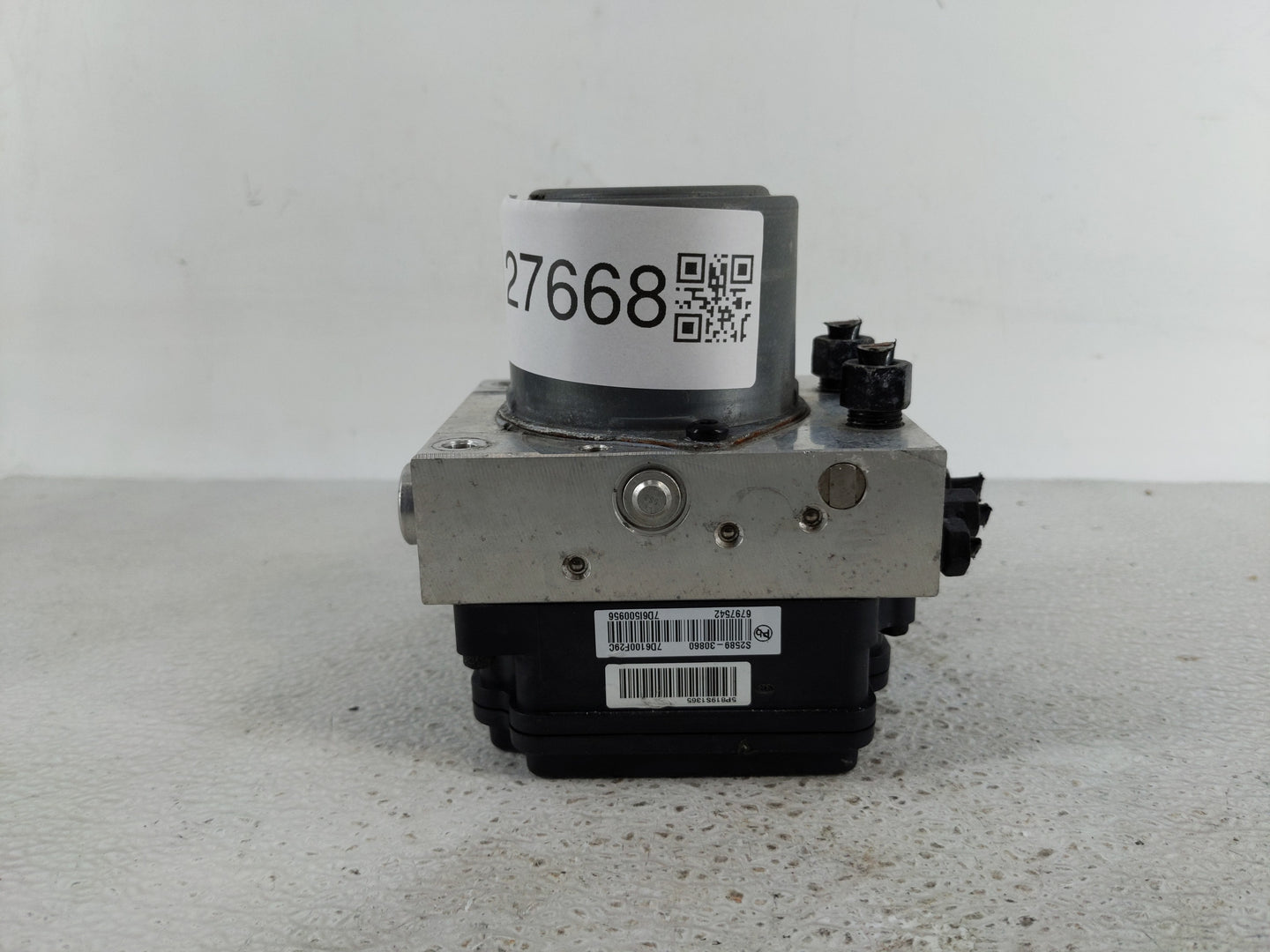 2019-2020 Hyundai Santa Fe ABS Pump Control Module Replacement P/N:61589-43200 Fits Fits 2019 2020 OEM Used Auto Parts - Oem