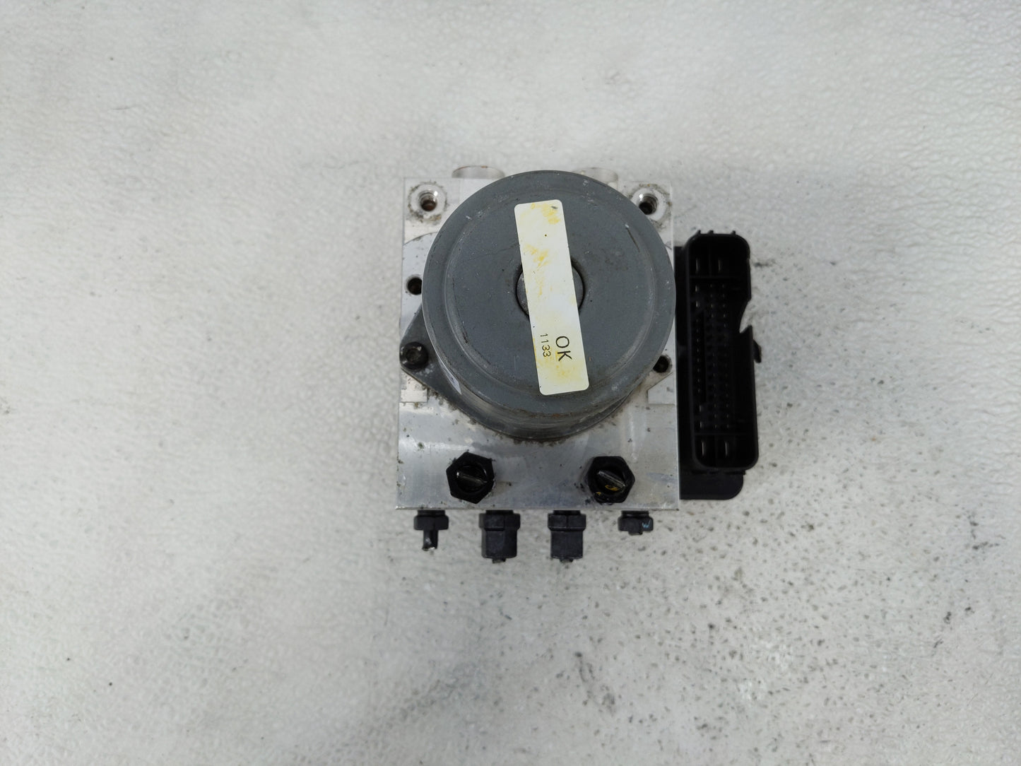 2019-2020 Hyundai Santa Fe ABS Pump Control Module Replacement P/N:58900-S2650 Fits Fits 2019 2020 OEM Used Auto Parts - Oem